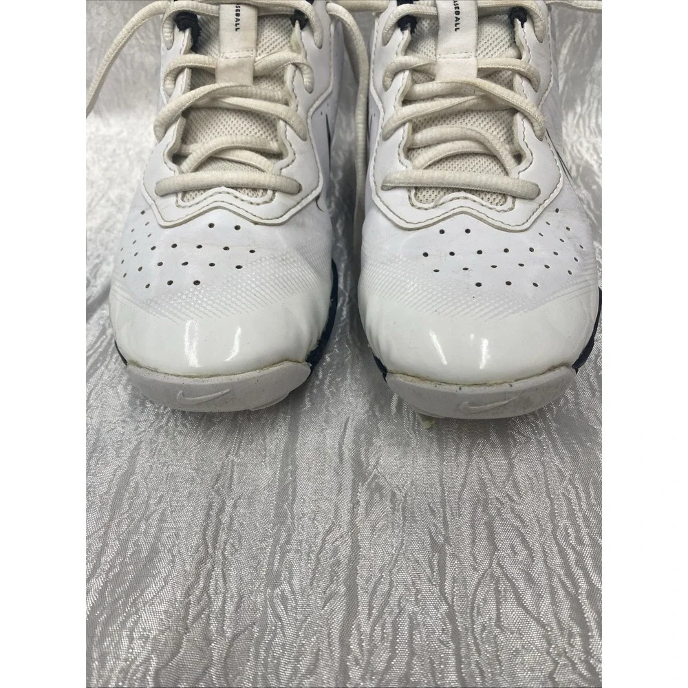 Nike Diamond  Size 4.5Y Baseball‎ Cleats White/Black DJ6525-101